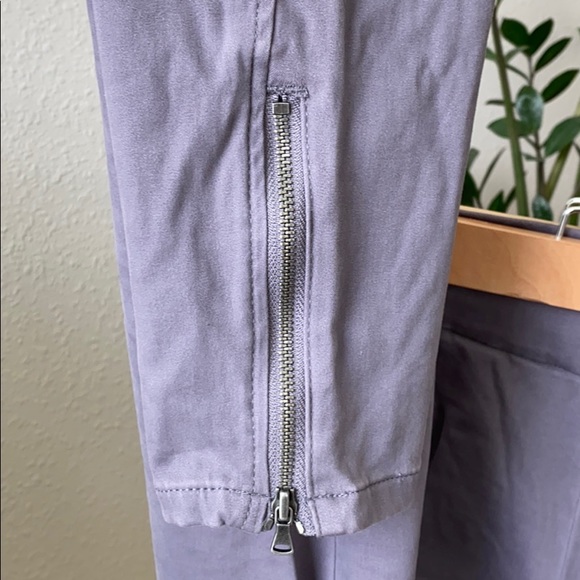 Lou & Grey Ankle Zip Stretch Pants - Picture 2 of 5